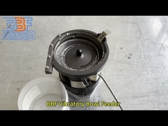 Przemysłowy Wibratory Bowl Feeder Zindywidualizowana Prędkość regulowana Auto Small Particle Bowl Feeder